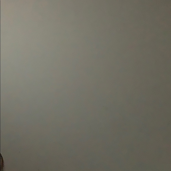 Meet your Posher, Iris - Picture 1 of 1